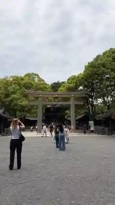 明治神宮の{uncategorized: "未分類", other: "その他", undefined: "問題あり", building: "その他建物", grave: "お墓", sacred_gate: "鳥居", guardian: "狛犬", statue: "像", buddha: "仏像", history: "歴史", nature: "自然", garden: "庭園", animal: "動物", pagoda: "塔", temizu: "手水舎", mountain_gate: "山門・神門", sanctuary: "本殿・本堂", subordinate: "末社・摂社", art: "芸術", scenery: "景色", jizo: "地蔵", ema: "絵馬", goshuin: "御朱印", omikuji: "おみくじ", items: "授与品その他", amulet: "お守り", goshuincho: "御朱印帳", eats: "食事", festival: "お祭り", votive_dance: "神楽", shichigosan: "七五三参", wedding: "結婚式", experience: "体験その他", initially: "初詣", around: "周辺", anti_infection: "感染症対策"}