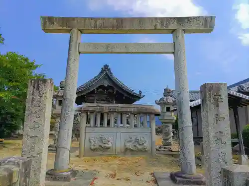 神明社（横池）の鳥居