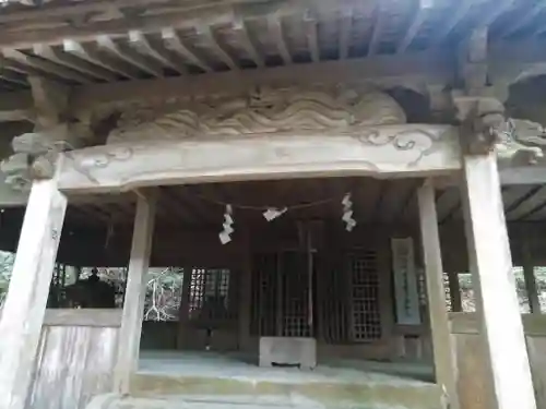 岩戸寺の本殿・本堂