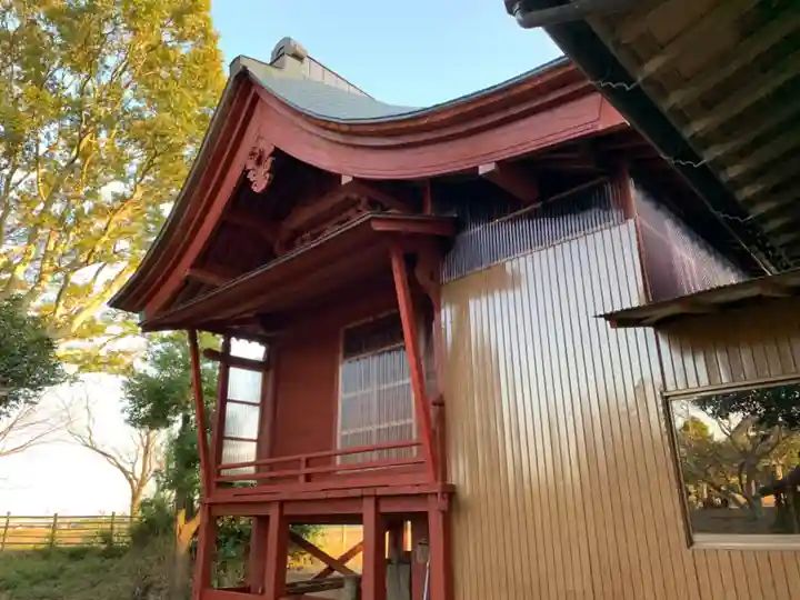 八幡神社の本殿・本堂