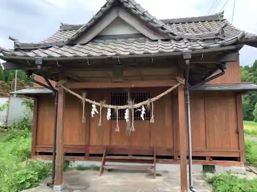 八幡神社の本殿・本堂