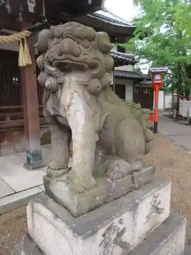 方違神社の狛犬