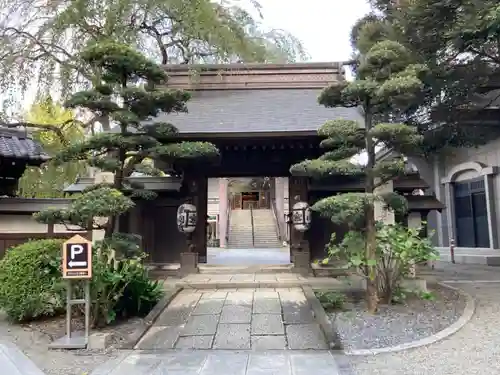 常圓寺の山門