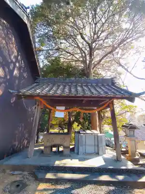 神明社(大塚町)の手水舎
