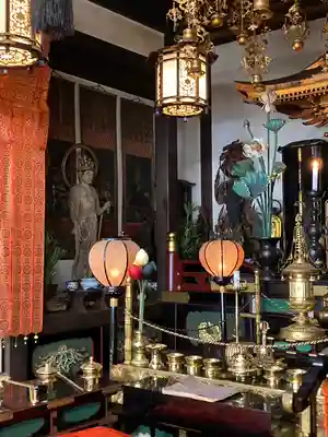 威徳院の本殿・本堂