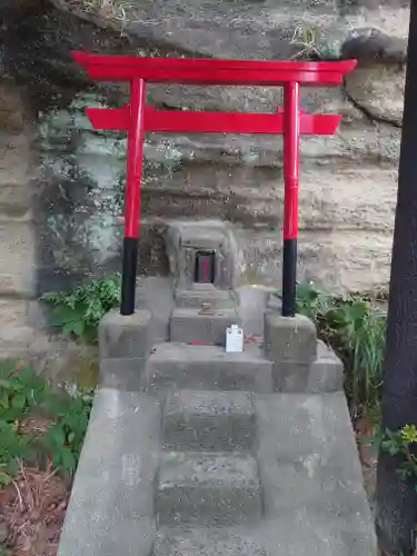 聖天神社（聖天上人像社）の末社