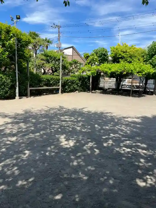 安方神社の{uncategorized: "未分類", other: "その他", undefined: "問題あり", building: "その他建物", grave: "お墓", sacred_gate: "鳥居", guardian: "狛犬", statue: "像", buddha: "仏像", history: "歴史", nature: "自然", garden: "庭園", animal: "動物", pagoda: "塔", temizu: "手水舎", mountain_gate: "山門・神門", sanctuary: "本殿・本堂", subordinate: "末社・摂社", art: "芸術", scenery: "景色", jizo: "地蔵", ema: "絵馬", goshuin: "御朱印", omikuji: "おみくじ", items: "授与品その他", amulet: "お守り", goshuincho: "御朱印帳", eats: "食事", festival: "お祭り", votive_dance: "神楽", shichigosan: "七五三参", wedding: "結婚式", experience: "体験その他", initially: "初詣", around: "周辺", anti_infection: "感染症対策"}