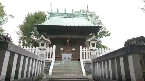 春日神社（比奈）の本殿・本堂