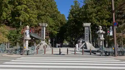 高野山金剛峯寺奥の院(和歌山県)