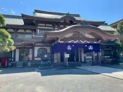 川崎大師（平間寺）の本殿・本堂