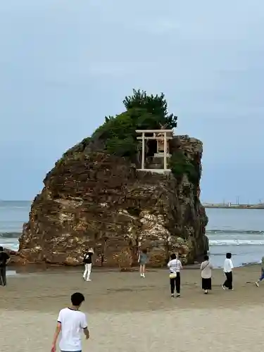 稲佐の浜　弁天島(島根県)