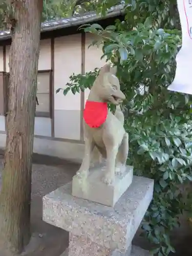 孫太郎稲荷神社（薬師寺境内社）の狛犬