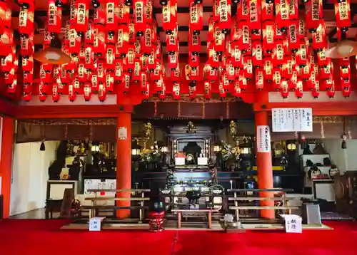 青岸渡寺の本殿・本堂