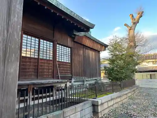 志磨神社の本殿・本堂