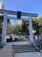 乃木神社の{uncategorized: "未分類", other: "その他", undefined: "問題あり", building: "その他建物", grave: "お墓", sacred_gate: "鳥居", guardian: "狛犬", statue: "像", buddha: "仏像", history: "歴史", nature: "自然", garden: "庭園", animal: "動物", pagoda: "塔", temizu: "手水舎", mountain_gate: "山門・神門", sanctuary: "本殿・本堂", subordinate: "末社・摂社", art: "芸術", scenery: "景色", jizo: "地蔵", ema: "絵馬", goshuin: "御朱印", omikuji: "おみくじ", items: "授与品その他", amulet: "お守り", goshuincho: "御朱印帳", eats: "食事", festival: "お祭り", votive_dance: "神楽", shichigosan: "七五三参", wedding: "結婚式", experience: "体験その他", initially: "初詣", around: "周辺", anti_infection: "感染症対策"}