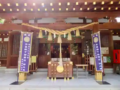 新田神社の本殿・本堂