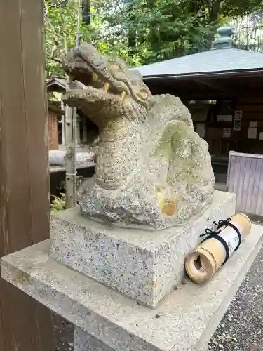 伏見神宝神社の{uncategorized: "未分類", other: "その他", undefined: "問題あり", building: "その他建物", grave: "お墓", sacred_gate: "鳥居", guardian: "狛犬", statue: "像", buddha: "仏像", history: "歴史", nature: "自然", garden: "庭園", animal: "動物", pagoda: "塔", temizu: "手水舎", mountain_gate: "山門・神門", sanctuary: "本殿・本堂", subordinate: "末社・摂社", art: "芸術", scenery: "景色", jizo: "地蔵", ema: "絵馬", goshuin: "御朱印", omikuji: "おみくじ", items: "授与品その他", amulet: "お守り", goshuincho: "御朱印帳", eats: "食事", festival: "お祭り", votive_dance: "神楽", shichigosan: "七五三参", wedding: "結婚式", experience: "体験その他", initially: "初詣", around: "周辺", anti_infection: "感染症対策"}