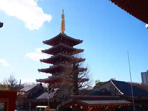 浅草寺の塔