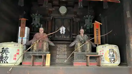 八坂神社御旅所の像