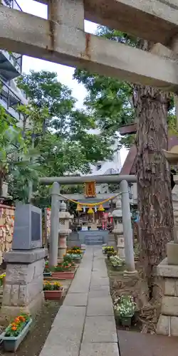 高円寺氷川神社の末社