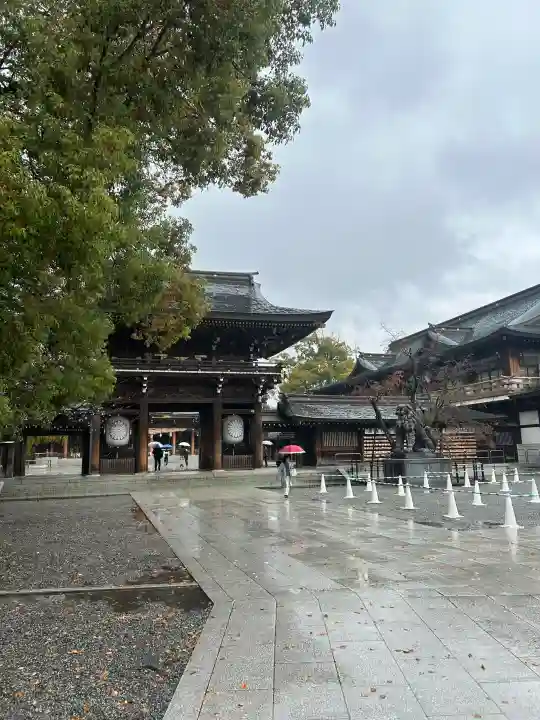 寒川神社の{uncategorized: "未分類", other: "その他", undefined: "問題あり", building: "その他建物", grave: "お墓", sacred_gate: "鳥居", guardian: "狛犬", statue: "像", buddha: "仏像", history: "歴史", nature: "自然", garden: "庭園", animal: "動物", pagoda: "塔", temizu: "手水舎", mountain_gate: "山門・神門", sanctuary: "本殿・本堂", subordinate: "末社・摂社", art: "芸術", scenery: "景色", jizo: "地蔵", ema: "絵馬", goshuin: "御朱印", omikuji: "おみくじ", items: "授与品その他", amulet: "お守り", goshuincho: "御朱印帳", eats: "食事", festival: "お祭り", votive_dance: "神楽", shichigosan: "七五三参", wedding: "結婚式", experience: "体験その他", initially: "初詣", around: "周辺", anti_infection: "感染症対策"}
