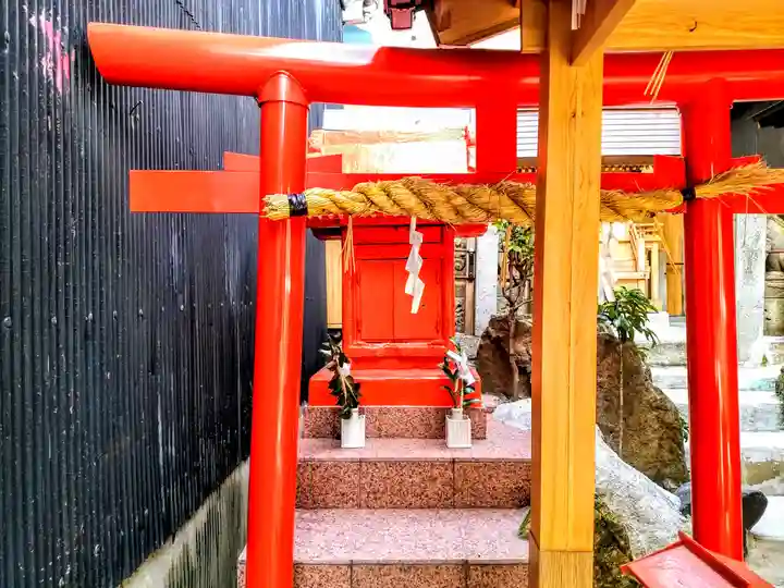 須佐之男社(中之切須佐之男社)の末社・摂社