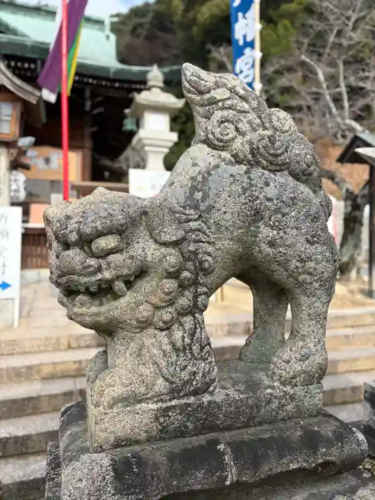 草津八幡宮の狛犬
