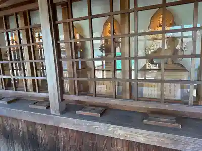 泉増院の末社・摂社