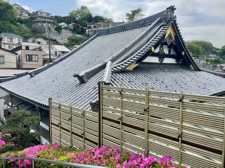 長源寺の{uncategorized: "未分類", other: "その他", undefined: "問題あり", building: "その他建物", grave: "お墓", sacred_gate: "鳥居", guardian: "狛犬", statue: "像", buddha: "仏像", history: "歴史", nature: "自然", garden: "庭園", animal: "動物", pagoda: "塔", temizu: "手水舎", mountain_gate: "山門・神門", sanctuary: "本殿・本堂", subordinate: "末社・摂社", art: "芸術", scenery: "景色", jizo: "地蔵", ema: "絵馬", goshuin: "御朱印", omikuji: "おみくじ", items: "授与品その他", amulet: "お守り", goshuincho: "御朱印帳", eats: "食事", festival: "お祭り", votive_dance: "神楽", shichigosan: "七五三参", wedding: "結婚式", experience: "体験その他", initially: "初詣", around: "周辺", anti_infection: "感染症対策"}
