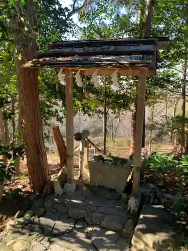 玉野御嶽神社の手水舎
