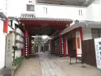 市比賣神社の山門・神門
