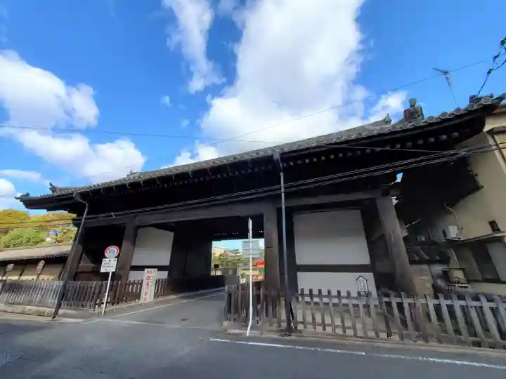 蓮華王院(三十三間堂)の山門・神門