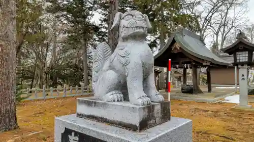 鷹栖神社の狛犬