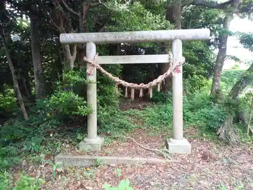 神社(名称不明)の末社