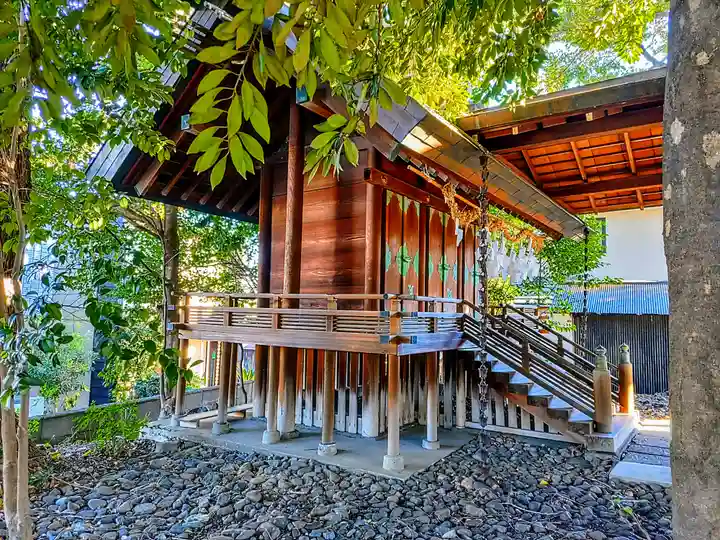 六軒神社の本殿・本堂