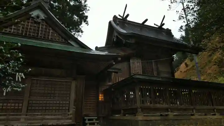 須我神社の本殿・本堂