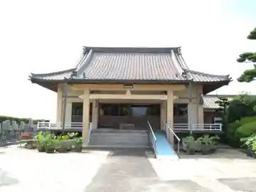 徳行寺の本殿・本堂