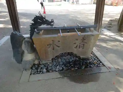 挙母神社の手水舎