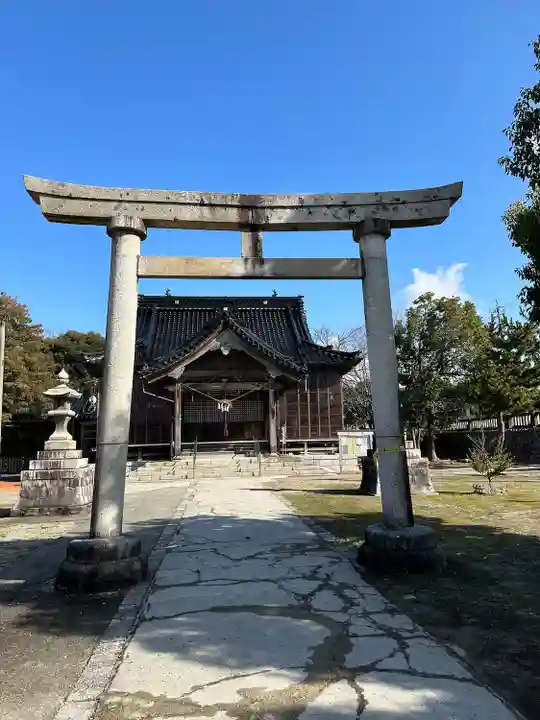 櫟原神社の鳥居