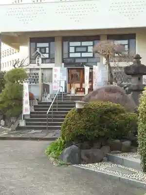 宝泉寺の本殿・本堂