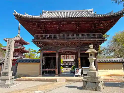 鶴林寺の山門