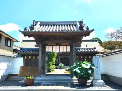 歓喜院の山門・神門