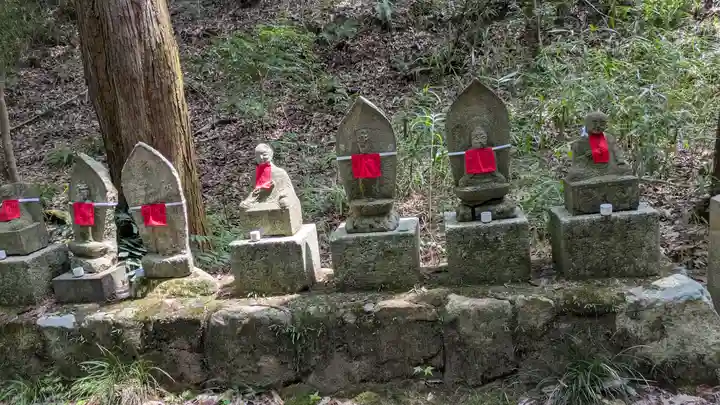 中山寺奥之院(兵庫県)