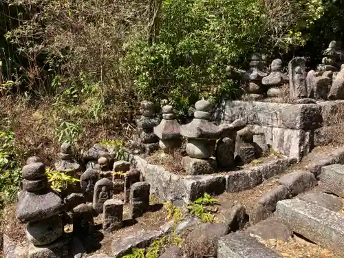 石塔寺(滋賀県)