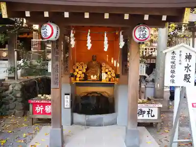 子安神社の末社・摂社