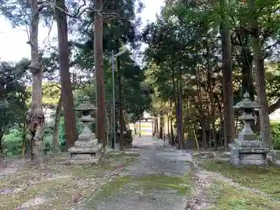 川戸神社の建物その他