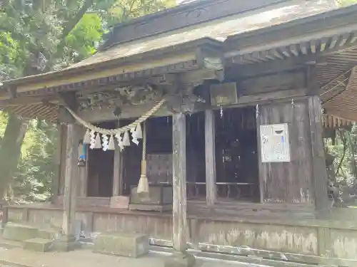 子安神社の{uncategorized: "未分類", other: "その他", undefined: "問題あり", building: "その他建物", grave: "お墓", sacred_gate: "鳥居", guardian: "狛犬", statue: "像", buddha: "仏像", history: "歴史", nature: "自然", garden: "庭園", animal: "動物", pagoda: "塔", temizu: "手水舎", mountain_gate: "山門・神門", sanctuary: "本殿・本堂", subordinate: "末社・摂社", art: "芸術", scenery: "景色", jizo: "地蔵", ema: "絵馬", goshuin: "御朱印", omikuji: "おみくじ", items: "授与品その他", amulet: "お守り", goshuincho: "御朱印帳", eats: "食事", festival: "お祭り", votive_dance: "神楽", shichigosan: "七五三参", wedding: "結婚式", experience: "体験その他", initially: "初詣", around: "周辺", anti_infection: "感染症対策"}