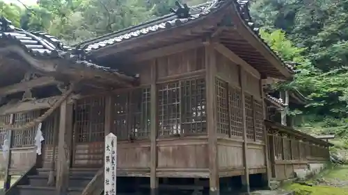 大隅神社の本殿・本堂