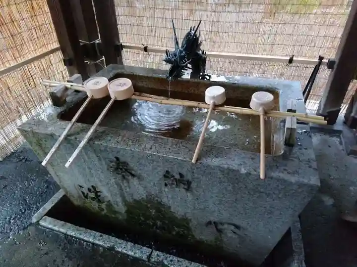 札幌諏訪神社の手水舎