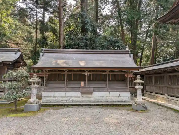 伊和神社の{uncategorized: "未分類", other: "その他", undefined: "問題あり", building: "その他建物", grave: "お墓", sacred_gate: "鳥居", guardian: "狛犬", statue: "像", buddha: "仏像", history: "歴史", nature: "自然", garden: "庭園", animal: "動物", pagoda: "塔", temizu: "手水舎", mountain_gate: "山門・神門", sanctuary: "本殿・本堂", subordinate: "末社・摂社", art: "芸術", scenery: "景色", jizo: "地蔵", ema: "絵馬", goshuin: "御朱印", omikuji: "おみくじ", items: "授与品その他", amulet: "お守り", goshuincho: "御朱印帳", eats: "食事", festival: "お祭り", votive_dance: "神楽", shichigosan: "七五三参", wedding: "結婚式", experience: "体験その他", initially: "初詣", around: "周辺", anti_infection: "感染症対策"}